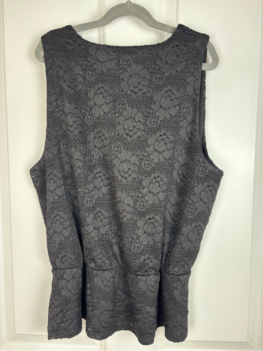 WHBM White House Black Market Black Lace Peplum Tank Top NWT Medium Career - Picture 7 of 11